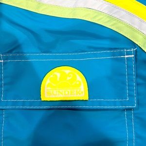 SUNDEK Swim Trunks— Size M